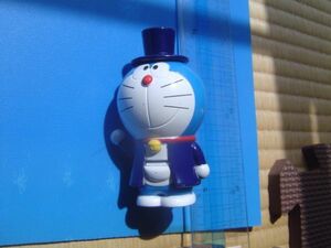 ドラえもんシルクハット人形フィギュアどらえもんドラエモンdoraemon figure