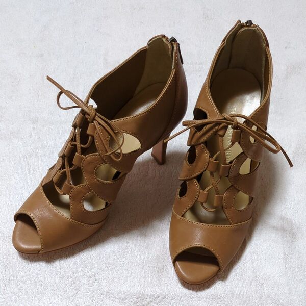 TRUSSARDI 本革レースアップパンプス(22cm)