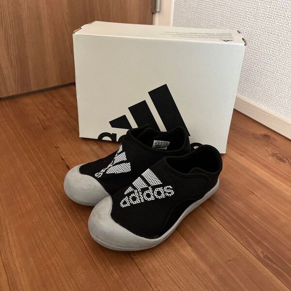 美品箱付き adidas サンダル 17cm