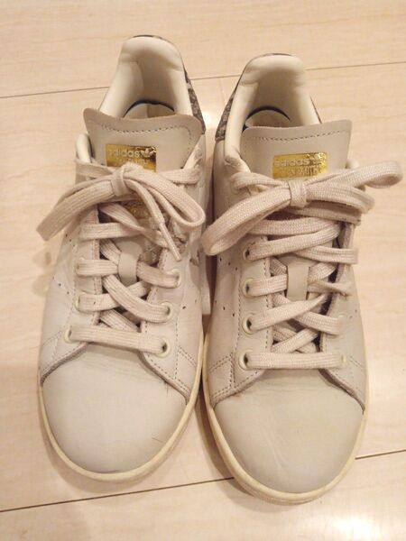 adidas Stan Smith レディース スニーカー