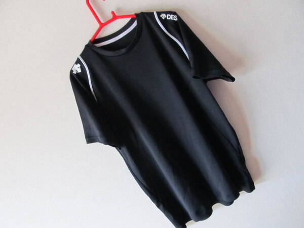 送料無料! ★デサント DESCENTE 半袖 ドライ Tシャツ Mぐらい マラソン ジョギング トレーニング バレー
