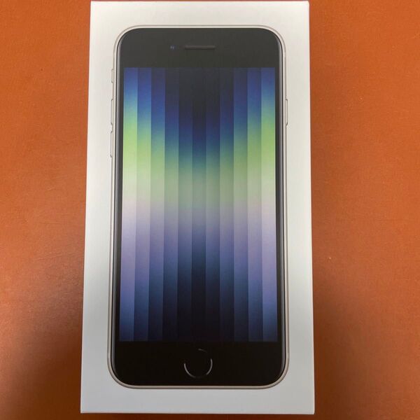 新品未開封品 iPhone SE3 64GB スターライト SIMフリー 16/60台