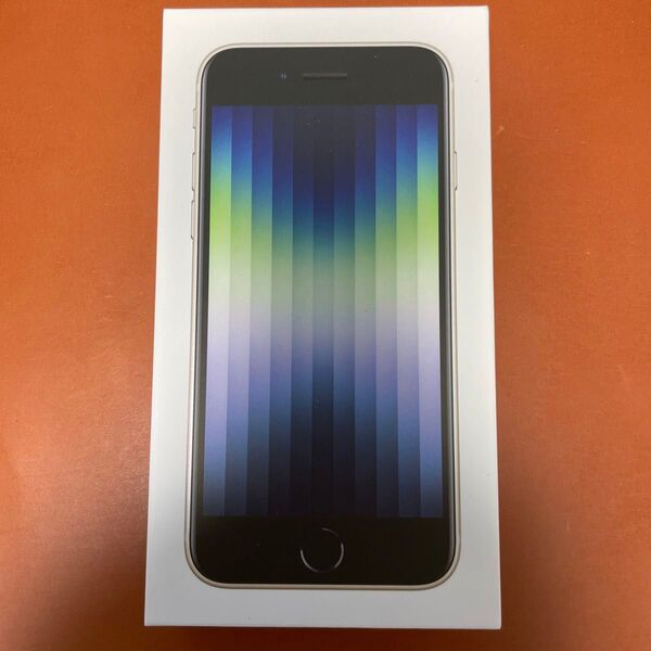 新品未開封品 iPhone SE3 64GB スターライト SIMフリー 23/60台