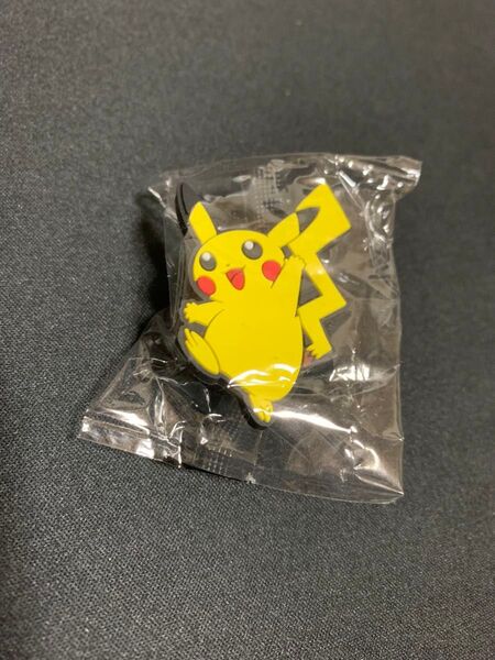ピカチュウ ストラップ