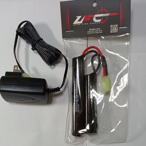 電動ガン用、UFC、セパレートタイプ バッテリー、完全新品未使用品+専用デルタピーク充電器、完全新品未使用品のセット