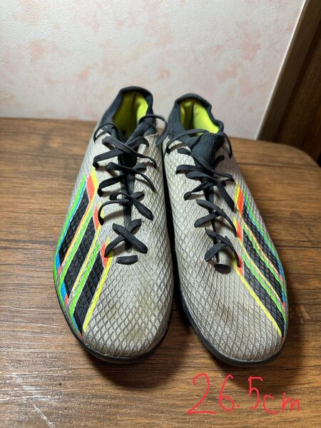 26.5cm アディダス サッカートレーニングシューズ