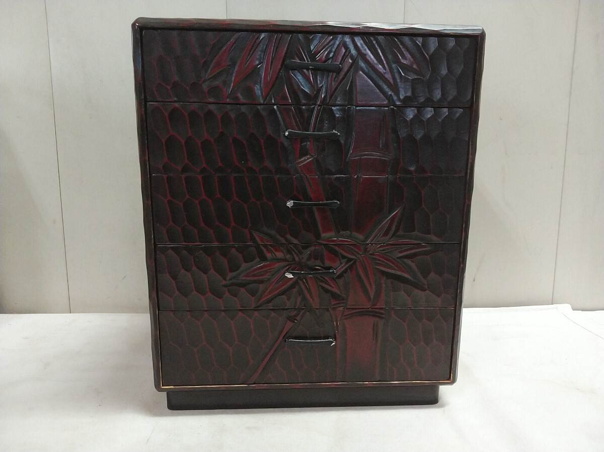 三段丸重箱 牡丹彫 溜内黒 漆塗りお重箱（製造中止） 漆器の井助