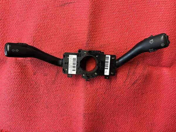 送料無料 アウディ TT 8N ウィンカー ワイパー レバースイッチ 8L0953513G 中古