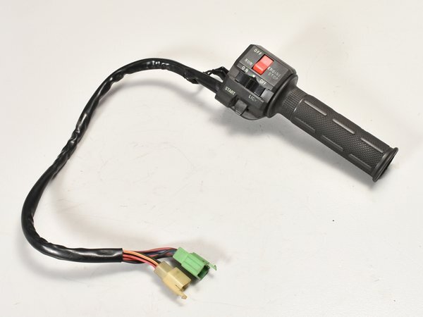 SSSGPZ900R カワサキ　純正右側スイッチボックス新品逆車用 ◎新品◎ GPZ900R(A8～A16)用 カワサキ純正・右スイッチボックス