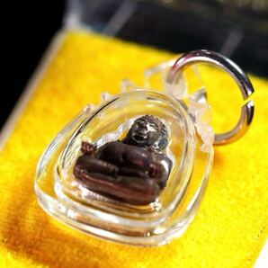 【聖粉付特別版】92年製の巨富の神 サンカチャイ LPムイ師 プラクルアン タイ お守り サンカチャイ 金運 富