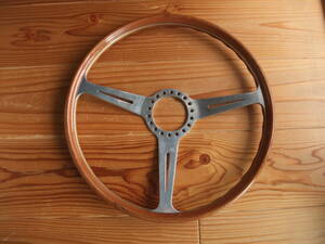 フェラーリ 250GT ナルディ製