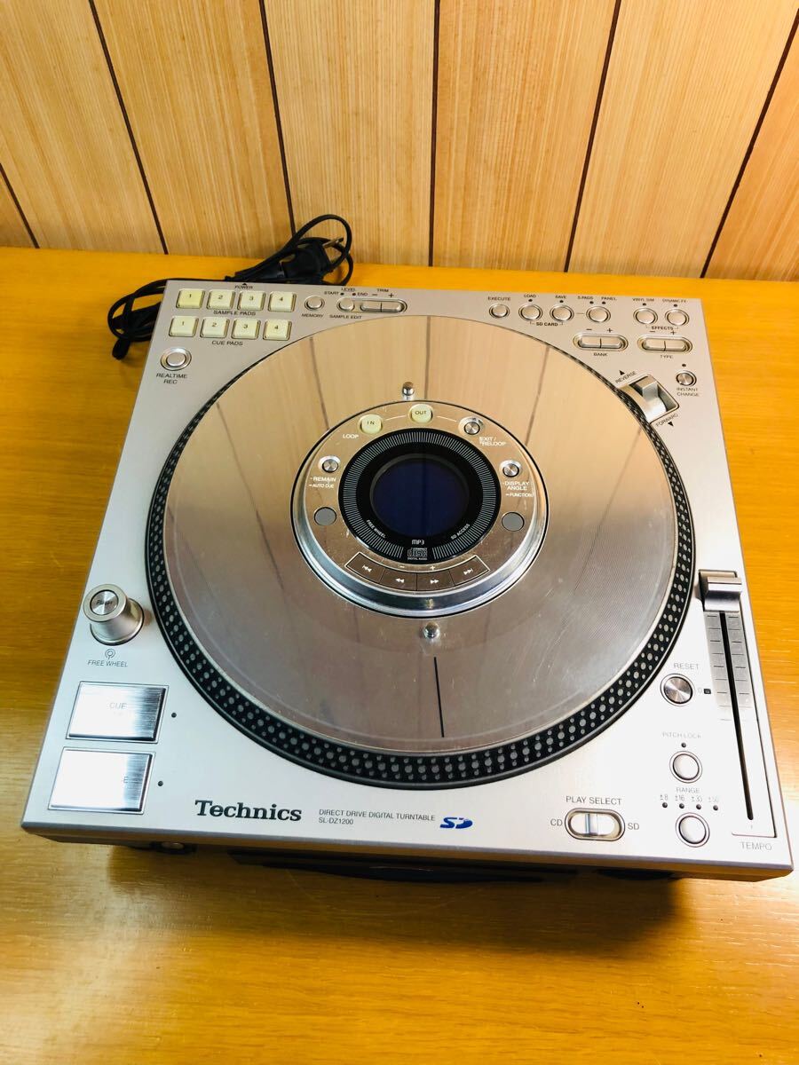 Technics SL-DZ1200 デジタルターンテーブル