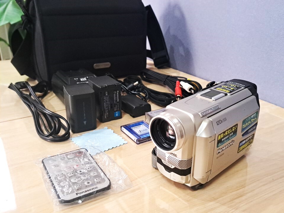Yahoo!オークション -「nv-ds200」(ビデオカメラ) (カメラ、光学 Yahoo!オークション -「nv-ds200」(ビデオカメラ) (カメラ、光学