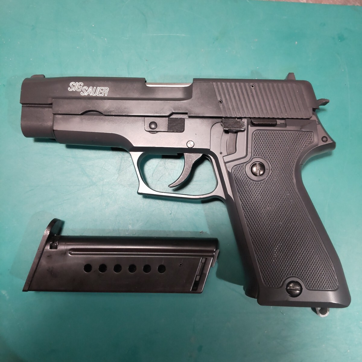 Yahoo!オークション -「コクサイ p220」(トイガン) (ミリタリー Yahoo!オークション -「コクサイ p220」(トイガン) (ミリタリー