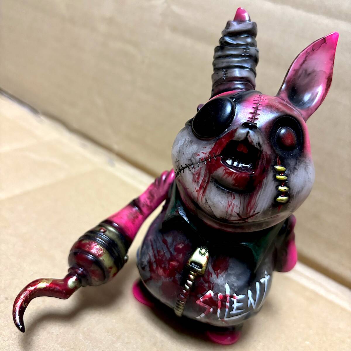 Amazon.co.jp: KAGEMARU DESIGNS 鋸ぴょん デザフェス カゲマルデザイン ソフビ リアルヘッド ワンフェス スーフェス :  おもちゃ