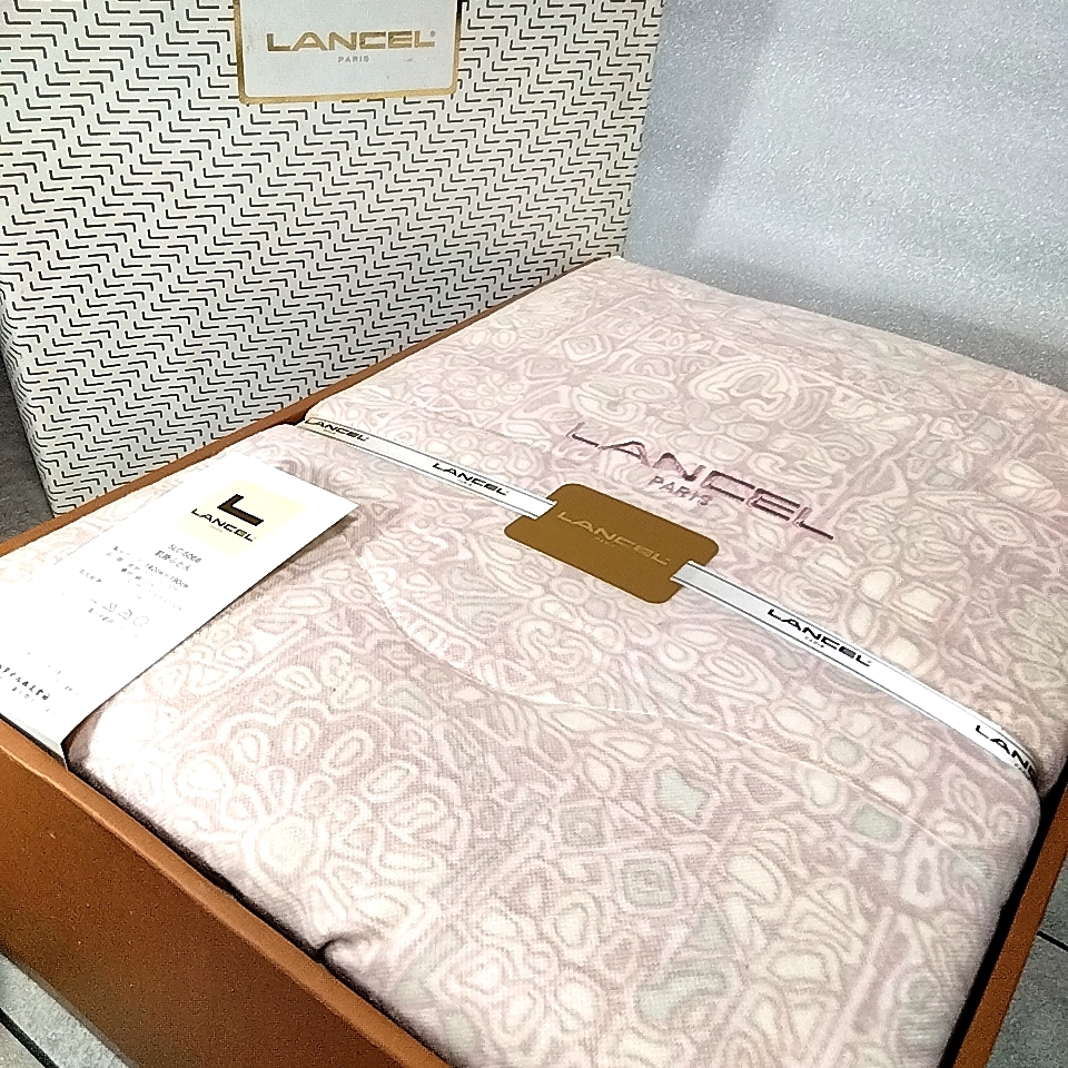 LANCEL ふとんの値段と価格推移は?|7件の売買データからLANCEL LANCEL ふとんの値段と価格推移は?|7件の売買データからLANCEL