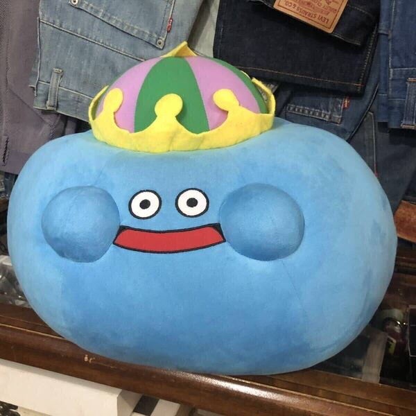 【即決/送料無料】DRAGONQUEST ドラゴンクエスト キングスライム40cm級ビッグサイズぬいぐるみ 美品 ドラクエグッズ