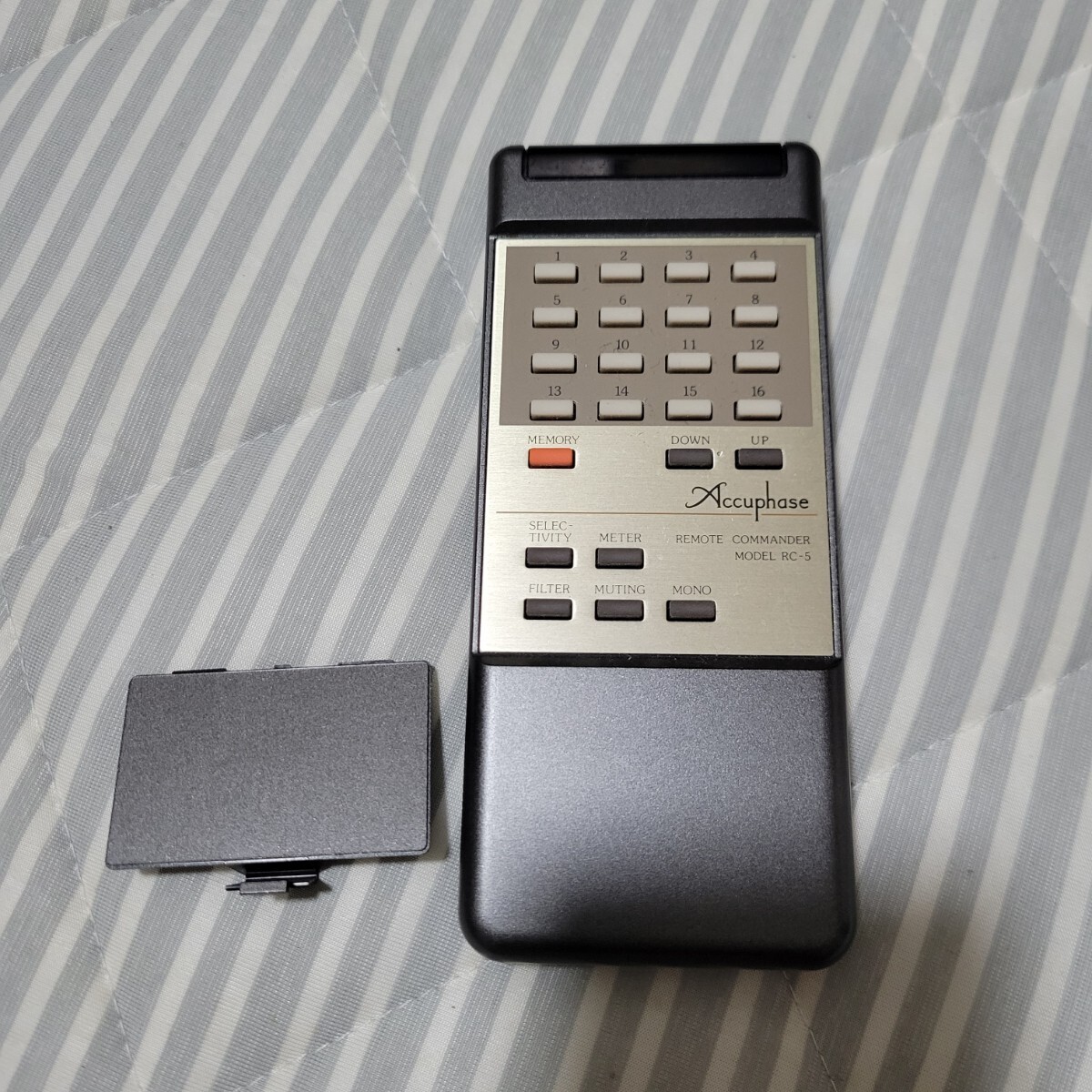 Yahoo!オークション -「accuphase」(リモコン) (オーディオ機器 Yahoo!オークション -「accuphase」(リモコン) (オーディオ機器