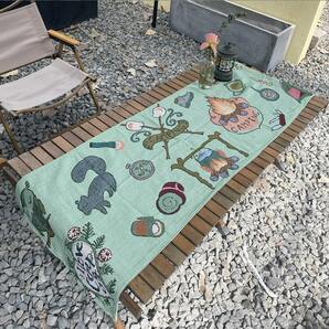 ◆キャンプ アクセント ラグ 絨毯 ジャガード キャンプ 北欧 マット ホワイト系 キャンプ柄 かわいい イラスト カヌー クマ テント
