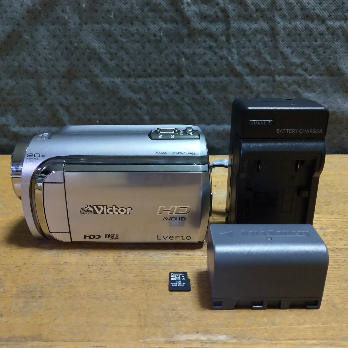 Yahoo!オークション -「gz-hd300」(デジタルビデオカメラ Yahoo!オークション -「gz-hd300」(デジタルビデオカメラ