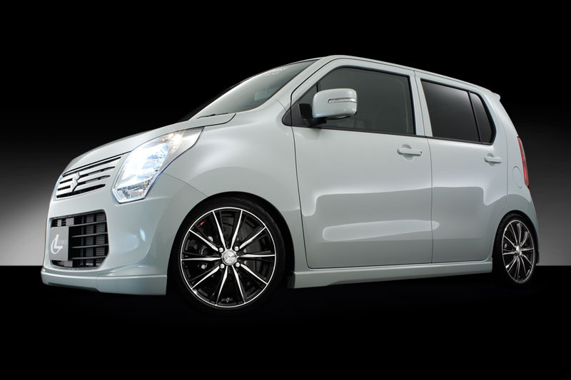 LEONIS/WX シーマ F50 4WD アルミホイール4本セット【19×8.0J5-114.3 INSET38 BMC1】0039271×4 LEONIS/WX シーマ F50 4WD アルミホイール4本セット【19×8.0J5-114.3 INSET38 BMC1】0039271×4