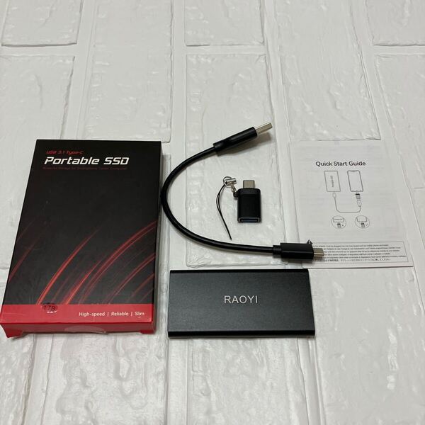 RAOYI 外付けSSD 1TB USB3.1 Gen2 ポータブルSSD 転送速度最大550MB/秒 PS4動作確認済 超薄型・超高速Type-A/Type-C 耐衝撃 防滴 黒