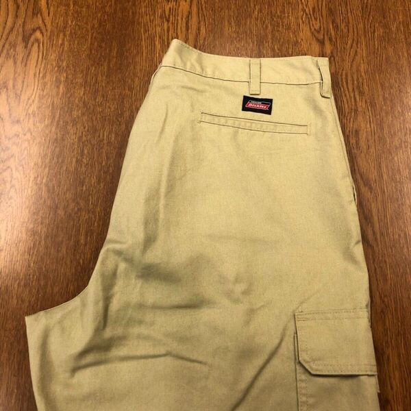 【FJ217】Dickies W40 L32 大きいサイズ ビッグサイズ カーゴパンツ ワークパンツ ベージュ メンズブランド古着 ディッキーズ 送料無料