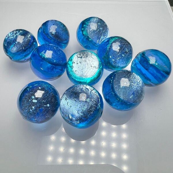 コウリブルー 10mm 10個セット 蓄光 ホタルガラス とんぼ玉 とんぼガラス 沖縄古宇利島
