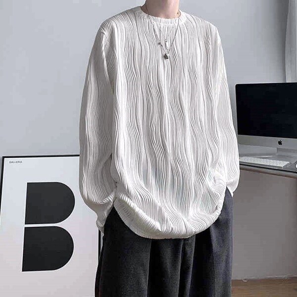 送料込!値下/未使用/匿名配送/メンズ 長袖Tシャツ プリーツカットソー ロンT クルーネック うね模様 総模様 高級感 Lサイズ位 白
