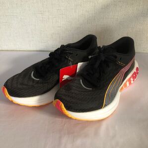 サンプル品 PUMA ランニング シューズ ディヴィエイト ニトロ 2 FF ウィメンズ ◆ 23.5 ◆ 309698 プーマ