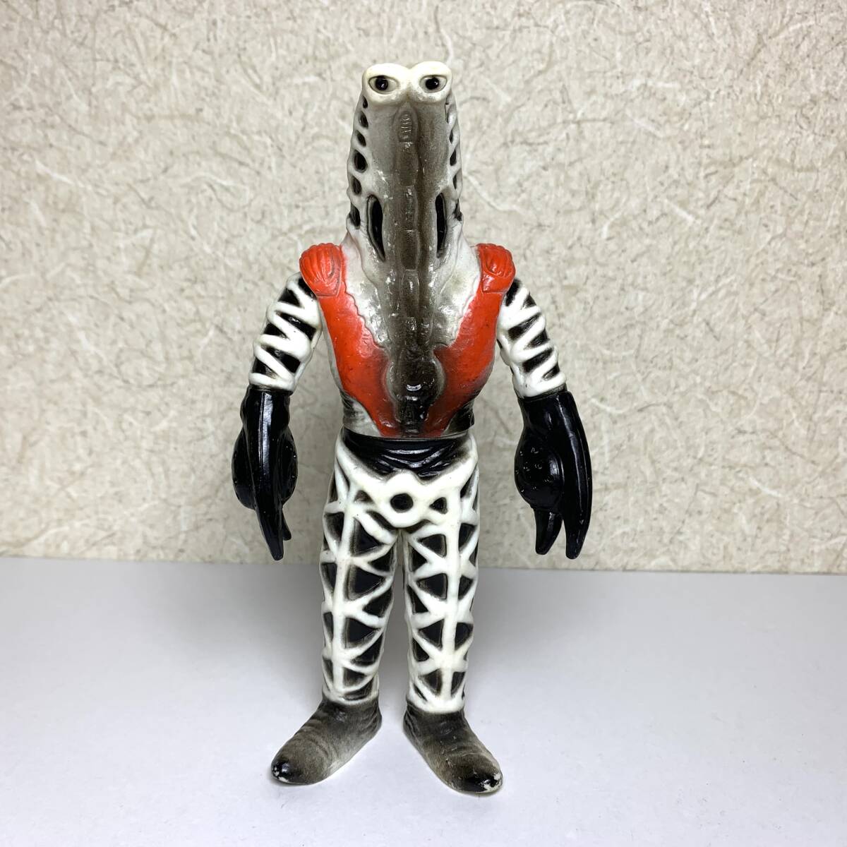 Yahoo!オークション -「ゴドラ星人 ソフビ」(フィギュア) の落札 Yahoo!オークション -「ゴドラ星人 ソフビ」(フィギュア) の落札