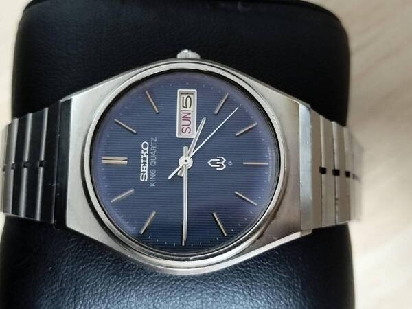 珍品 稼働品 縦ラインネイビー文字盤!SEIKO KING QUARTZ セイコー キングクォーツ4823-8130!