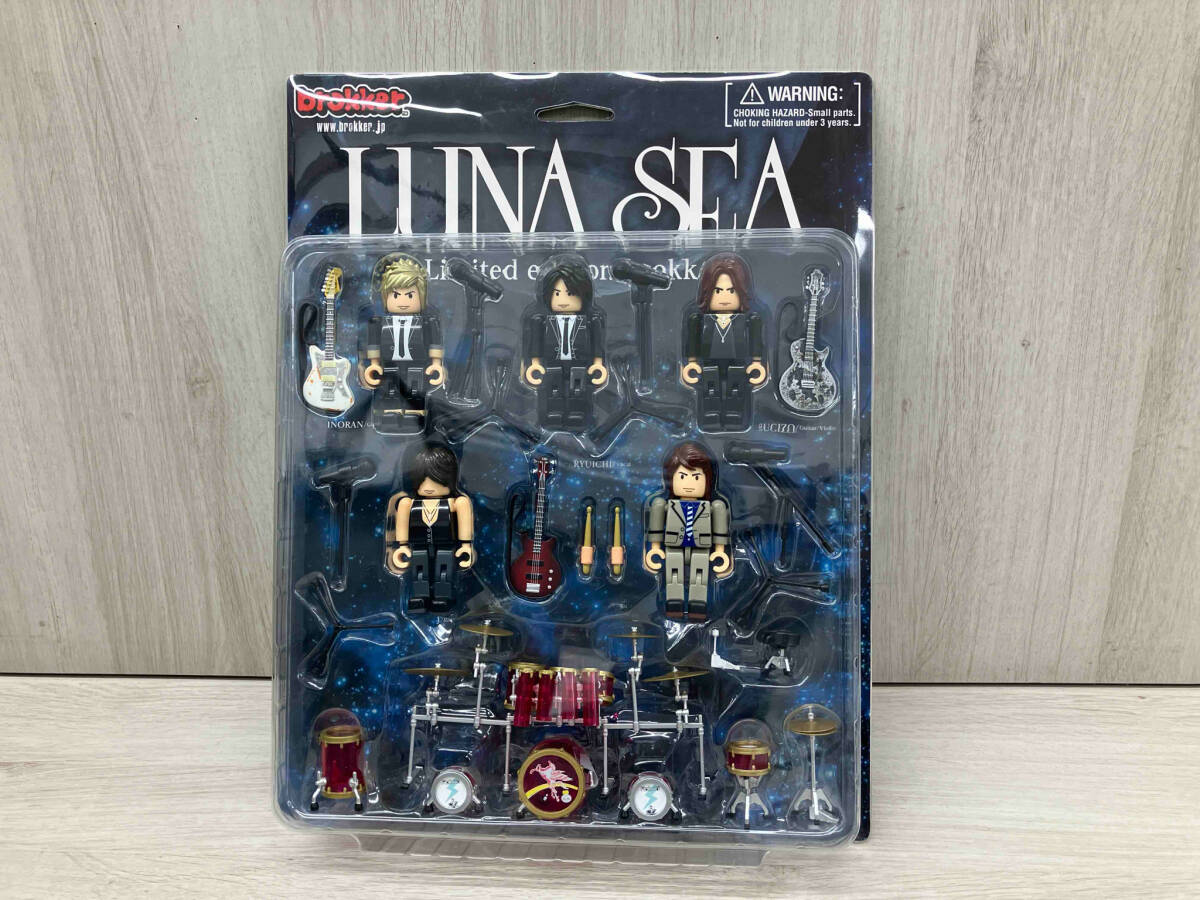 LUNASEA_brokker1.jpg?impolicy=