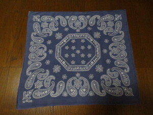 60's~70's VINTAGE Davis and Cattlerall FAST COLOR エレファントブランド ヴィンテージ バンダナ ペイズリー柄 紺系 フェード