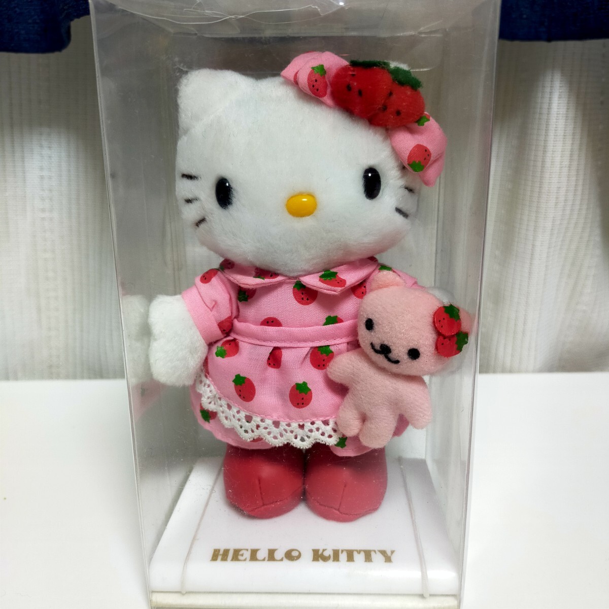 サンリオ キティ いちごベア ぬいぐるみ ストロベリーベア