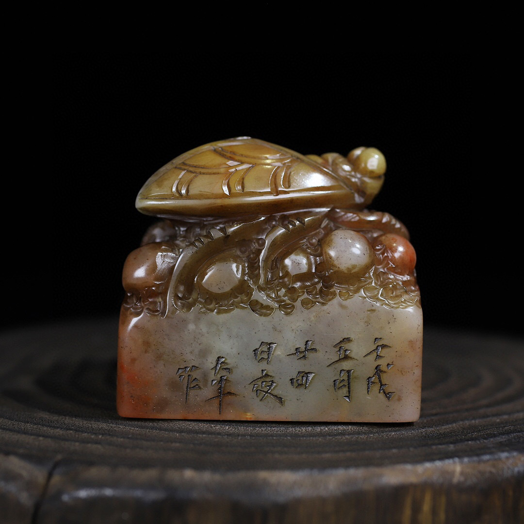 館蔵珍品 寿山石 艾葉綠 細密彫 山水人物紋印章』置物 賞物 貴重 館蔵珍品 寿山石 艾葉綠 細密彫 山水人物紋印章』置物 賞物 貴重