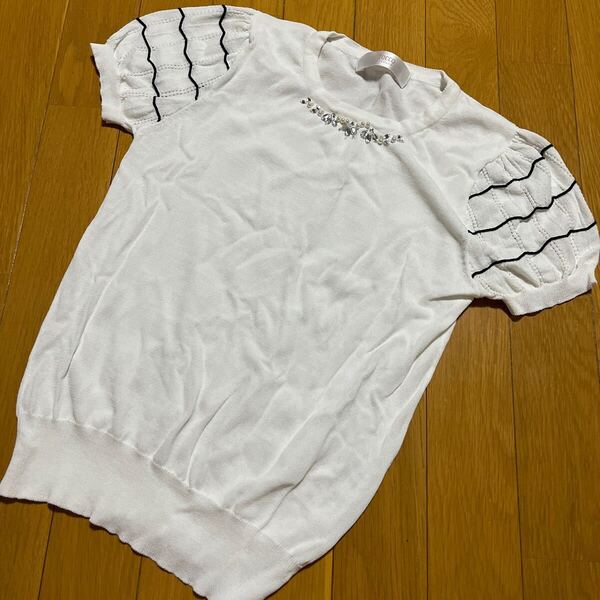 tocco cvoset 白トップス