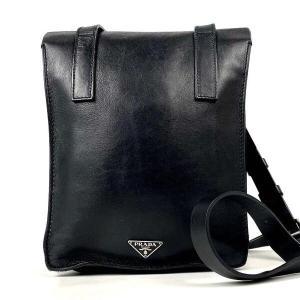 美品■PRADA プラダ ショルダーバッグ 三角ロゴプレート シルバー金具 斜め掛け 白タグ 裏地総柄 レザー 黒 ブラック フォーマル 男女兼用