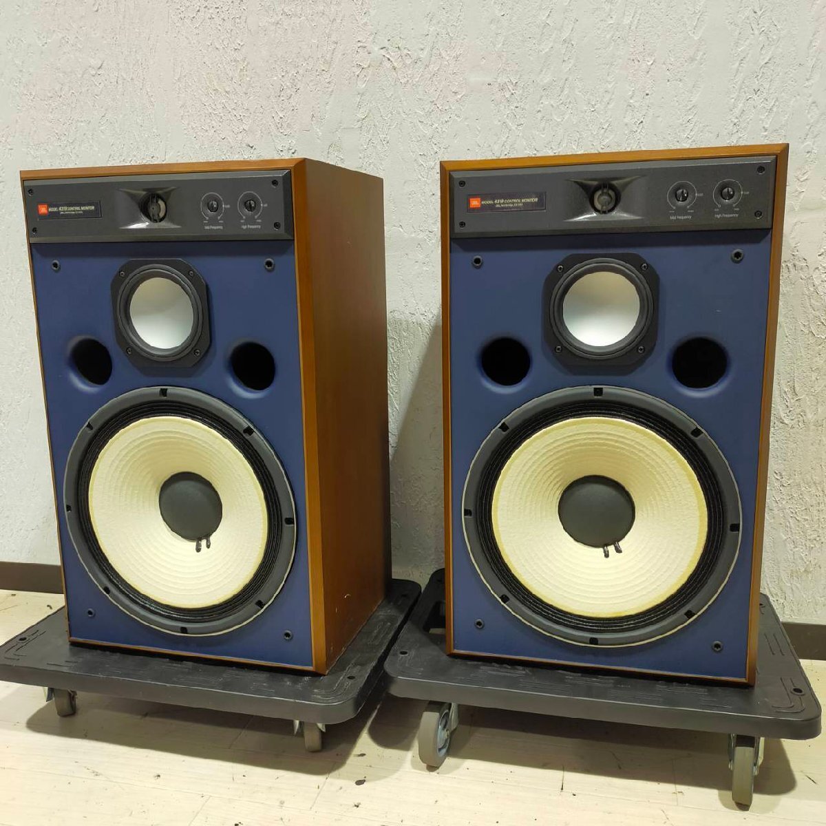 Yahoo!オークション -「jbl4319」(JBL) (一般)の落札相場・落札価格 Yahoo!オークション -「jbl4319」(JBL) (一般)の落札相場・落札価格