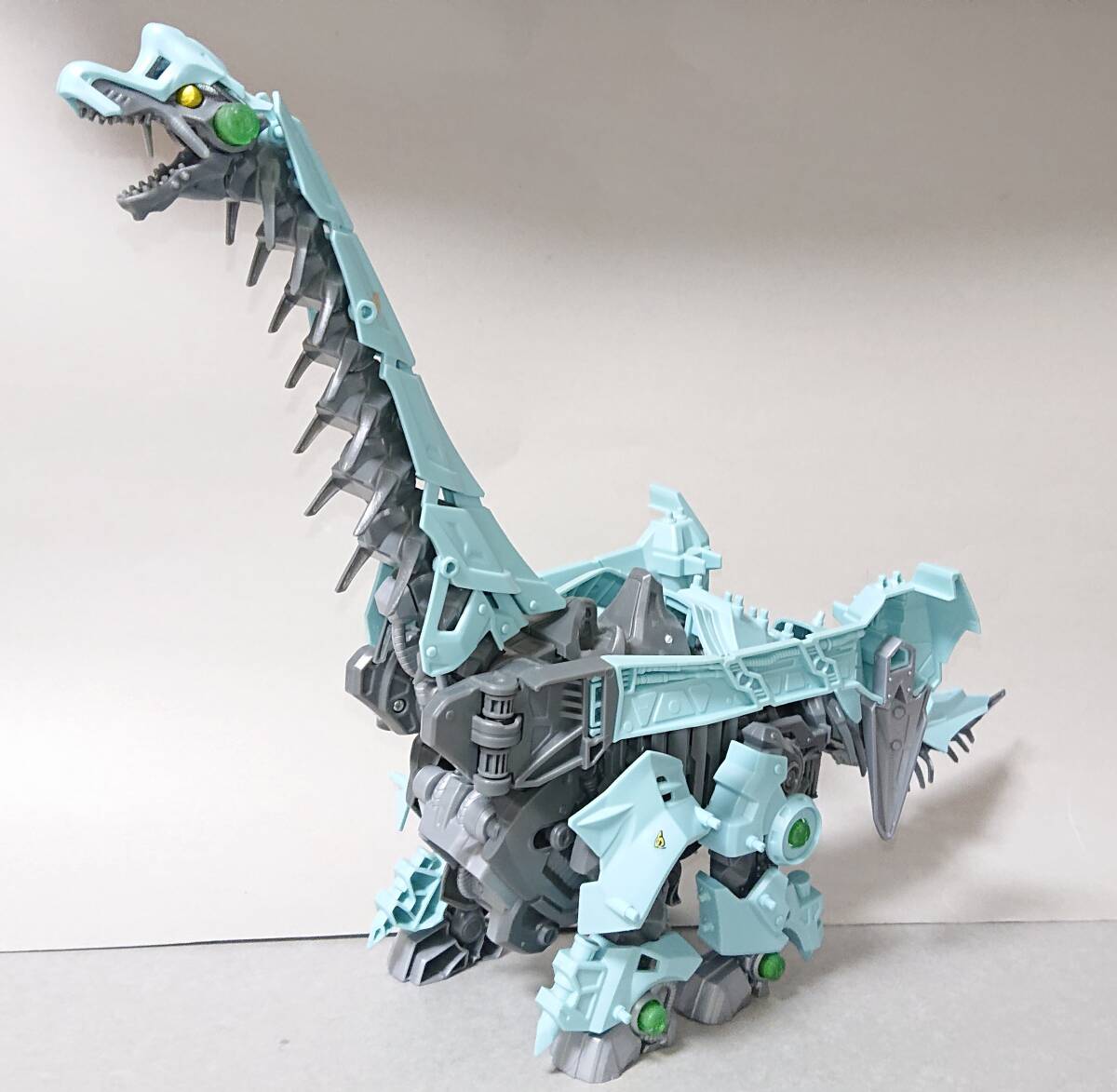 ゾイドジェネシス ジャンク まとめ売り グラキオサウルス ジェノスピノ ライガー じまわ