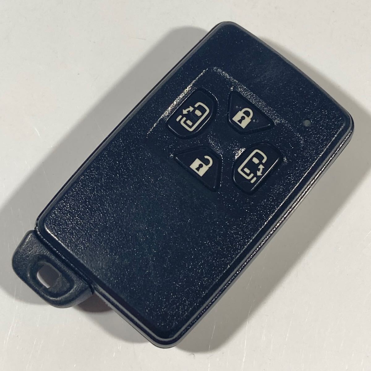 ジャンク トヨタ 純正スマートキー 2ボタン 3ボタン4ボタン34個