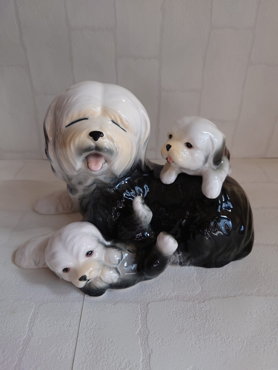 即決・KATO KOGEI・加藤工芸・親子犬の置物 カゴとブラシ付き 即決・KATO KOGEI・加藤工芸・親子犬の置物 カゴとブラシ付き