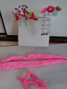 "Семь, пять, три" декоративная шпилька 2p. олень. .....