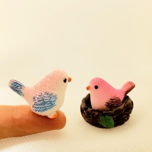 小鳥のミニチュア ピンク 2色セット+巣 ミニチュア 鳥の雑貨 HANAKO