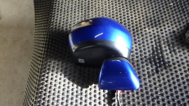 N-BOX DBA-JF2 右サイドミラー
