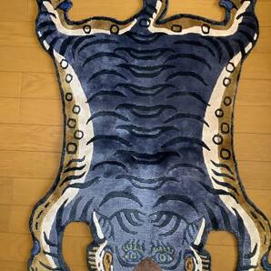 最終SALE《 本物 1点物 新品 》 チベタンタイガー チベット絨毯 シルク Mサイズ 約93cm 手織り k