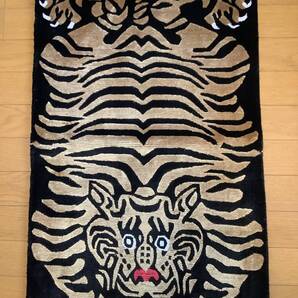 SALE《 本物 1点物 新品 》 チベタンタイガー チベット絨毯 シルク 約79×47.5cm 手織り o
