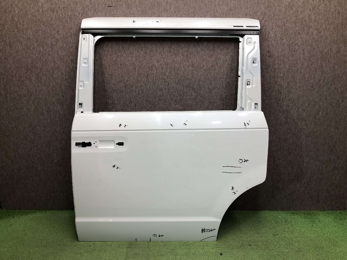 RP6/RP7/RP8 ステップワゴン/e:HEV 純正 左 スライドドア/左リアドア 11,900円