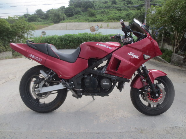 中古バイクパーツ販売専門店アイラブモーターGPZ400R フロント