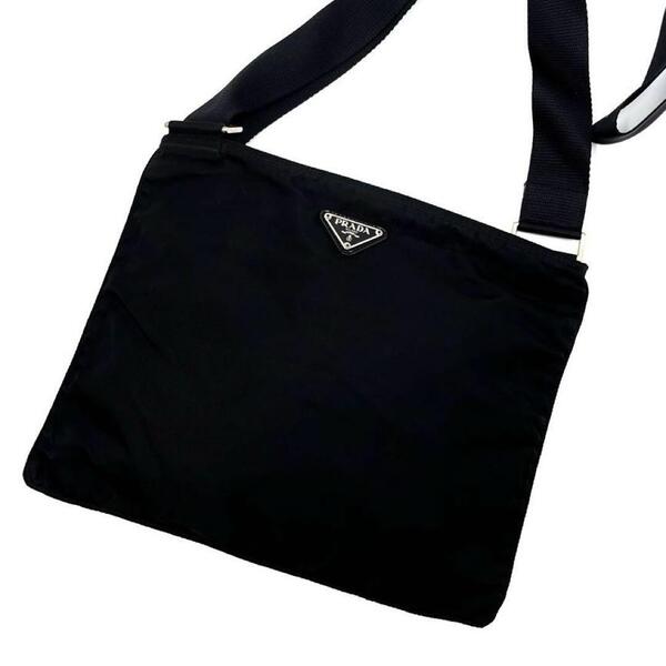 PRADA プラダ ショルダーバッグ サコッシュ 三角プレート ナイロン ブラック レディース メンズ